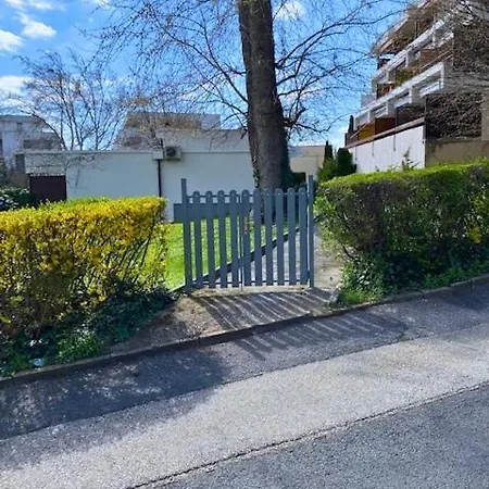 Mikszath Apartman Appartement