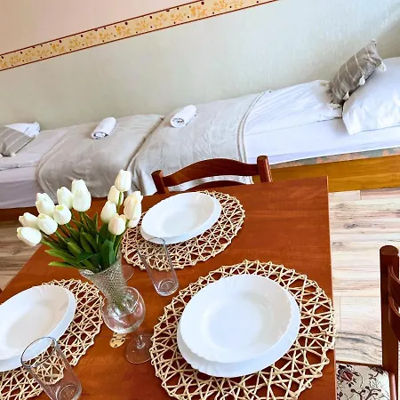 Mikszath Apartman Apartment Balatonfured